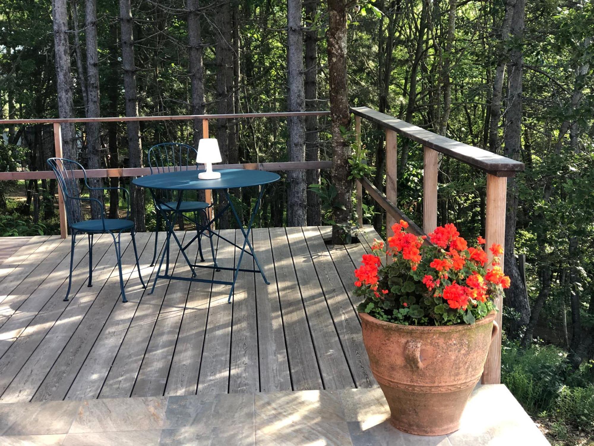 Reve D'Etoiles Bed & Breakfast Saint-Laurent-de-Cerdans Exterior photo
